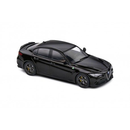 Alfa Romeo Giulia Quadrifoglio 2019 Black Solido S4313107