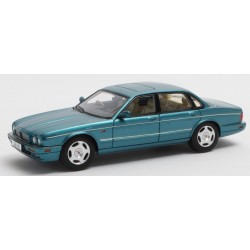Jaguar&nbsp;XJR X300 1994 Turquoise Blue Matrix MX41001-271