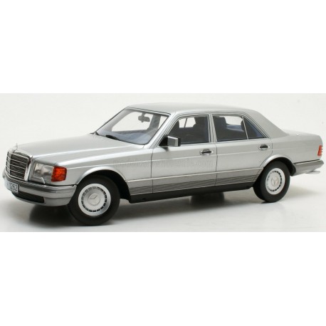 Mercedes Benz S-Class 280SE W126 1980 Silver Cult Models CML074-2
