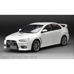 Mitsubishi Lancer Evolution X White Sunstar SUN5824