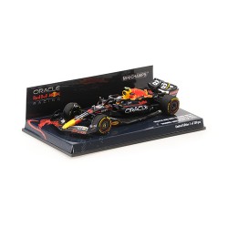 Red Bull RB18 11 F1 Winner Singapour 2022 Sergio Perez Minichamps 417221711