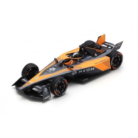 Neom McLaren 8 Sam Bird Formula E Saison 10 2024 Spark S6542