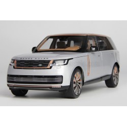 Land Rover&nbsp;Range Rover Silver LCD Model LCD18017-Si