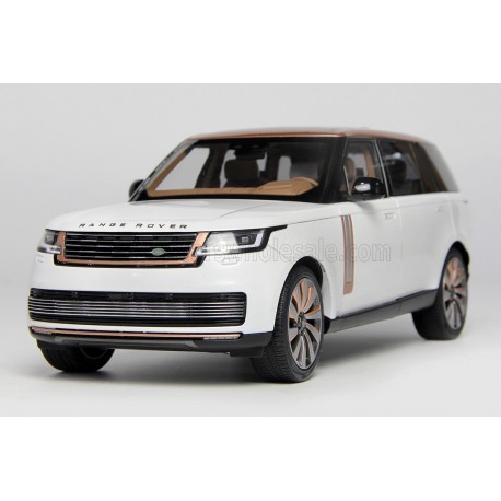 Land Rover&nbsp;Range Rover White LCD Model LCD18017-WH