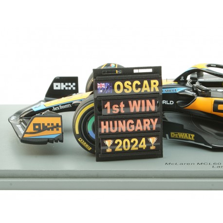 Pitboard 1/18 Formule 1 PBOP24