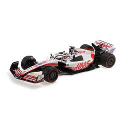 Haas Ferrari VF-22 20 F1 Pole Position Brésil 2022 Kevin Magnussen Minichamps 117222120