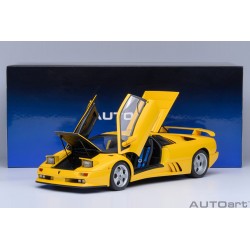 Lamborghini Diablo SE30 Jota 1995 Superfly Yellow Autoart 79144