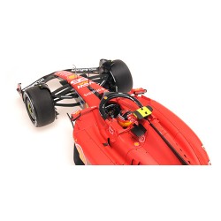Ferrari SF-23 55 Carlos Sainz F1 Winner Singapour 2023 Minichamps BBR231865