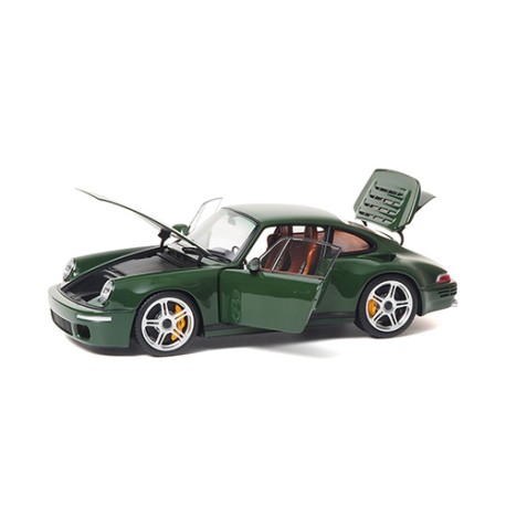 RUF CTR Anniversary 2017 Irish Green Almost Real ALM880304