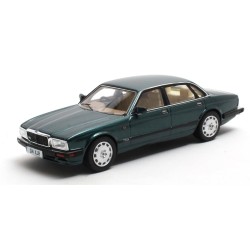 Jaguar&nbsp;XJR XJ40 1991 Blue Met Matrix MX41001-262