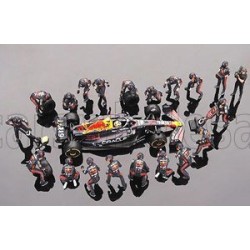 Red Bull RB19 with pitcrew figurines 11 Sergio Perez F1 Japon 2023 Truescale MGTS0015 