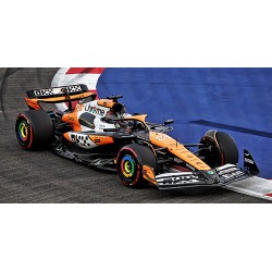 McLaren Mercedes MCL38 81 Oscar Piastri F1 3rd Singapour 2024 Minichamps 537243681