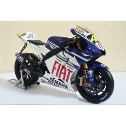 Yamaha YZR-M1 Moto GP 2007 Valentino Rossi Minichamps 122073046
