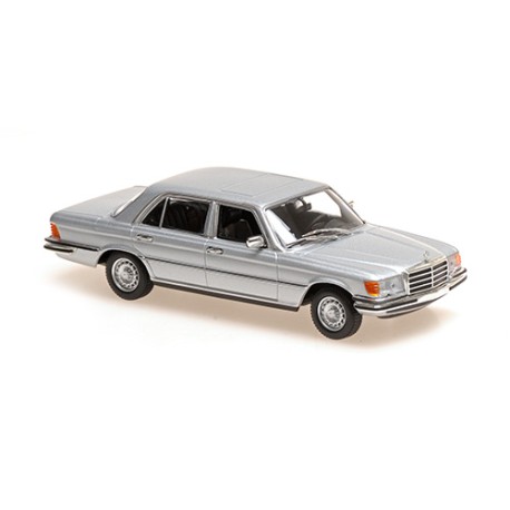 Mercedes Benz 450 SEL 6.9 1972 Silver Minichamps 940039200