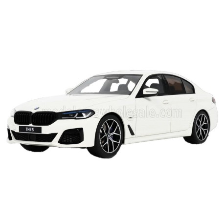 BMW 545E Xdrive M-Sport F90 2023 White GT Spirit GT496