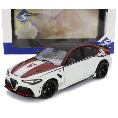 Alfa Romeo Giulia GTAm 2023 White Red Solido S1806907