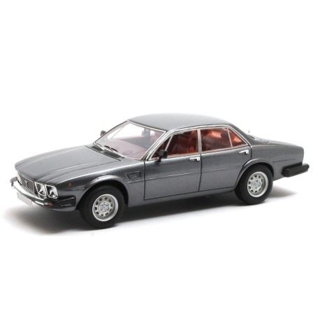 De Tomaso Deauville 2-Series 1983 Grey Met Matrix MX40404-052