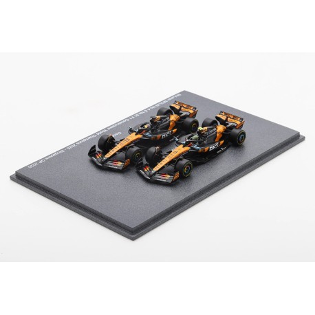 McLaren Mercedes MCL39 4 - 81 L. Norris - O. Piastri F1 World Champions 2025 Spark 64S084