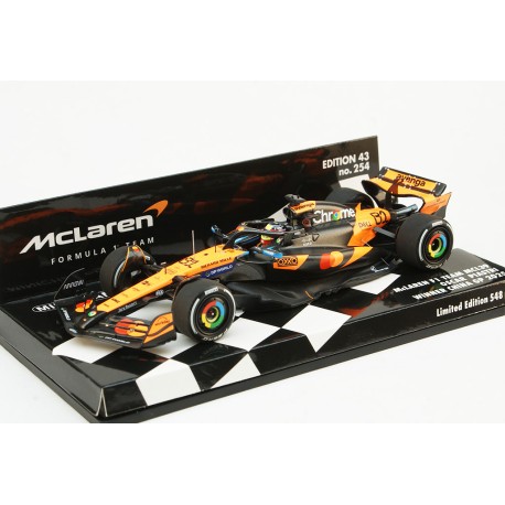 McLaren Mercedes MCL39 81 Oscar Piastri F1 Winner Chine 2025 Minichamps 537254381