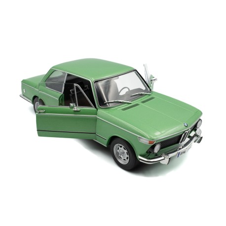 BMW 1602 Taiga 1971 Green Solido S1808604