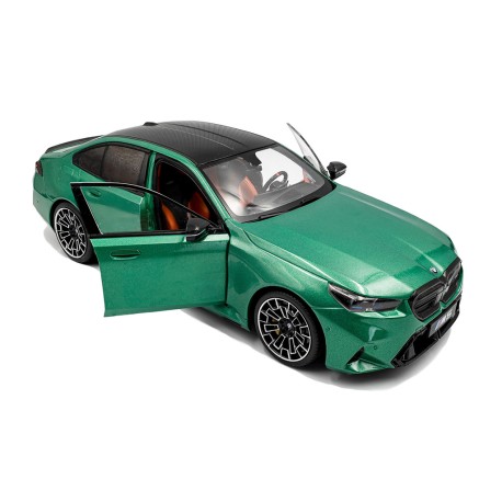BMW M5 G90 2025 Green Met Solido S1814701