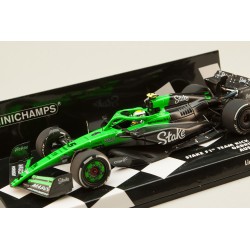 Sauber Ferrari C45 5 Gabriel Bortoleto F1 Gand Prix d\'Autriche 2025 Minichamps 417251105