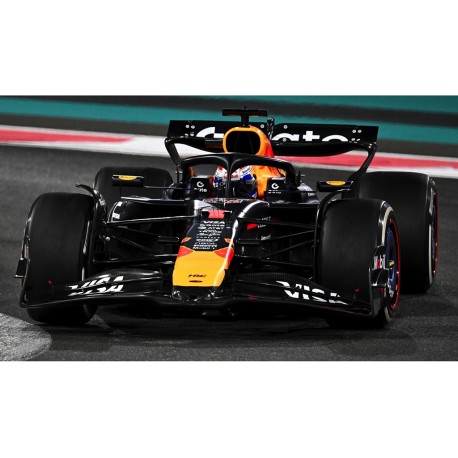 Red Bull RB21 1 Max Verstappen F1 Winner Abu Dhabi 2025 Spark 64S099