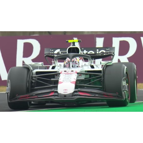 Red Bull RB21 22 Yuki Tsunoda F1 Japon 2025 BBurago BU18005-T