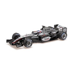 McLaren Mercedes MP4/19 6 F1 2004 Kimi Raikkonen Minichamps 530041806