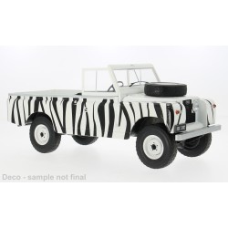 Land Rover Series II 109 1959 White Black MCG MCG18653R