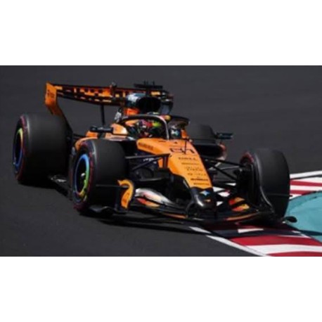 McLaren Mercedes MCL40 81 Oscar Piastri F1 2nd Japon 2026 Spark 64S139