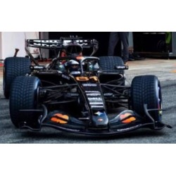 McLaren Mercedes MCL40 81 Oscar Piastri F1 Test Barcelone 2026 Spark S9393