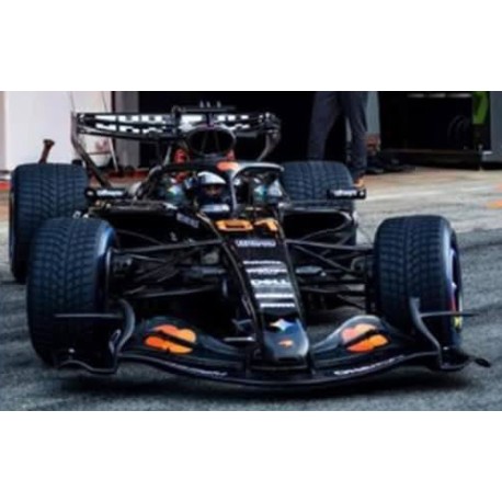 McLaren Mercedes MCL40 81 Oscar Piastri F1 Test Barcelone 2026 Spark S9393