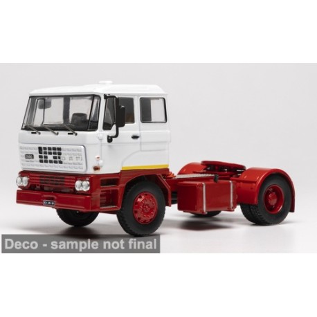 DAF 2800 1975 White Red IXO TR246