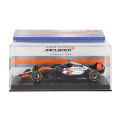 McLaren Mercedes MCL39 with driver and showcase 81 Oscar Piastri F1 2nd Angleterre 2025 Bburago BU38249-SIL-81