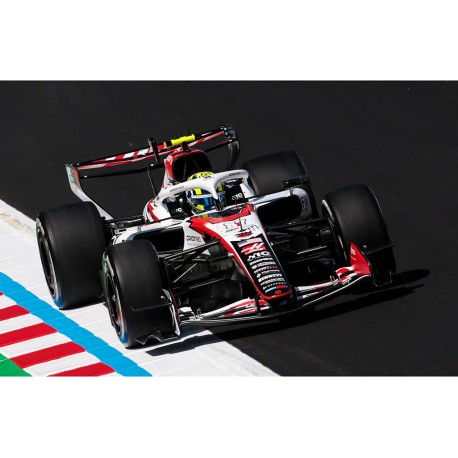 Haas Ferrari VF-26 87 Oliver Bearman F1 Japon 2026 Spark 64S123