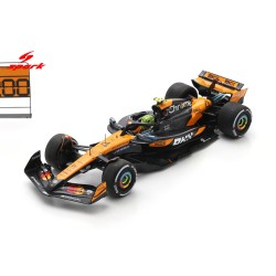 McLaren Mercedes MCL39 4 Lando Norris F1 Winner Hongrie 2025 200 Wins Spark S9640