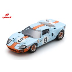Ford GT40 9 Winner 24 Heures du Mans 1968 Spark 43LM68