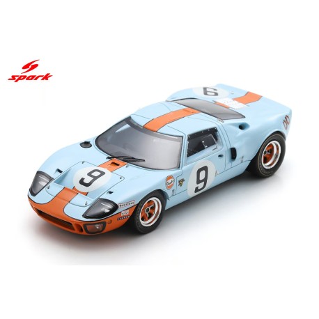 Ford GT40 9 Winner 24 Heures du Mans 1968 Spark 43LM68