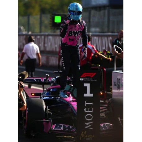 Alpine A526 10 Pierre Gasly F1 1st Pole Position Italie 2026 with pitboard Spark S9330