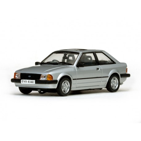 Ford Escort MK II RS 2000 de 1977 en Blanco - Escala 1:18 MC Group