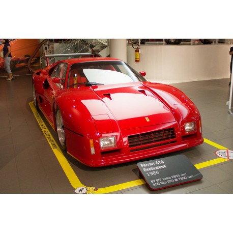 Ferrari 288 Gto Evoluzione Rouge 1984 Looksmart LS1806SEV