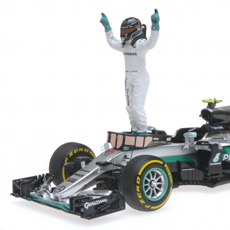 Mercedes F1 W07 Hybrid World Champion 2016 Nico Rosberg With figurine Minichamps 410160906