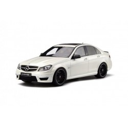 Mercedes Benz C63 AMG Sedan (w204) diamond white Truescale GT166