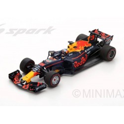 Red Bull Tag Heuer RB13 F1 Winner Azerbaidjan 2017 Daniel Ricciardo Spark S5047