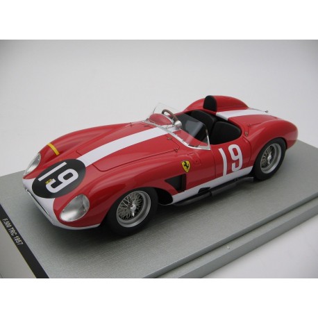 Ferrari 500 TRC 19 1000 Km du Nurburgring 1957 Tecnomodel TM1851D