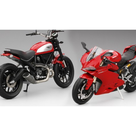 Promo Pack Ducati Panigale Ducati Monster Truescale