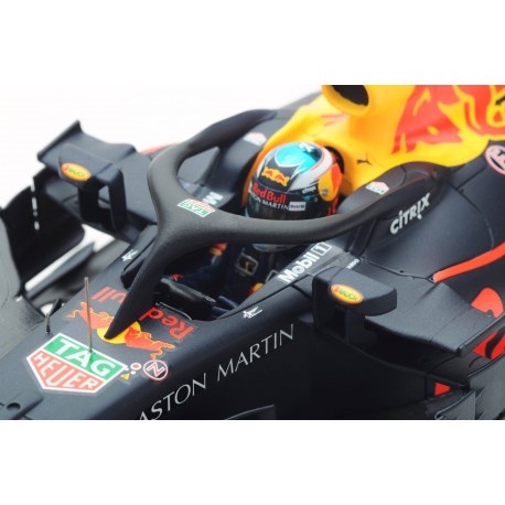 Aston Martin Red Bull Tag Heuer RB14 F1 Chine 2018 Daniel Ricciardo Spark 18S347
