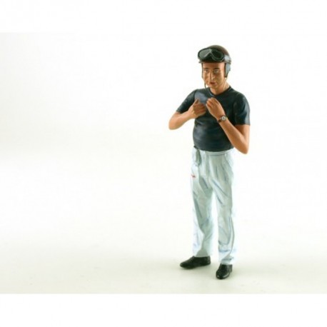 Figurine 1/18 Fangio attaching his helmet LeMans Miniatures LMFLM118027
