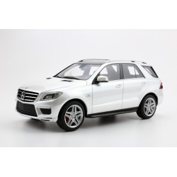 Mercedes ML 63 AMG White 2012 LS Collectibles LS004C